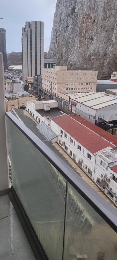 The Hub Gibraltar Apartamento Exterior foto
